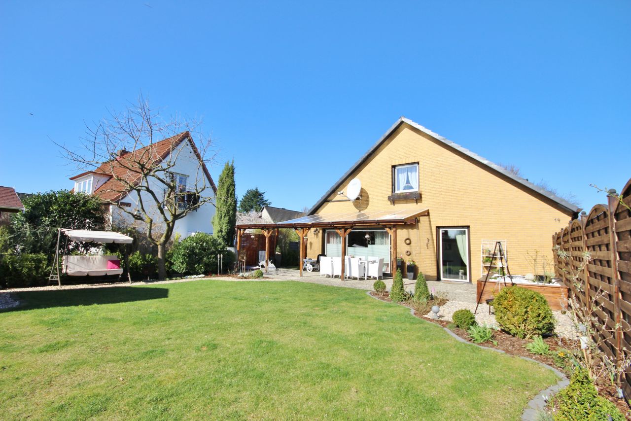 Einfamilienhaus zum Kauf  Einfamilienhaus zum Kauf